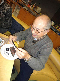 いもを食べる2.jpg