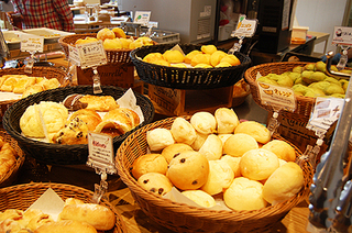 lunchbread0606.jpg