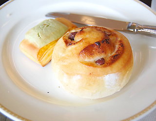 sm-jyouou-pan-azuki.jpg